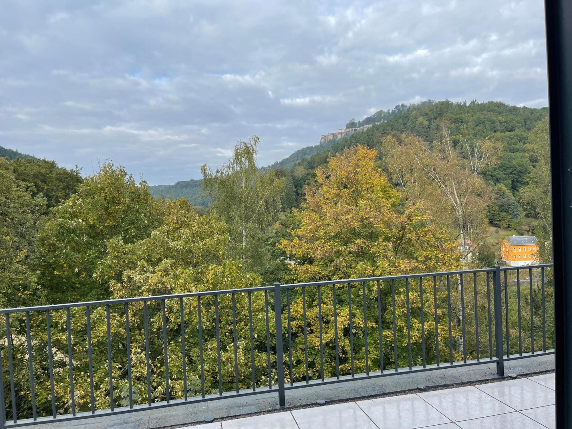 Apartment Haus Charlottenburg 2, Zentrumsnah Mit Blick Auf Festung, Mit Sauna-option Konigstein an der Elbe